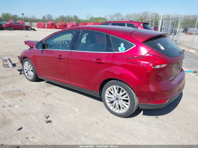 Ford Focus Titanium 2015 1FADP3N26FL312412 Image 3