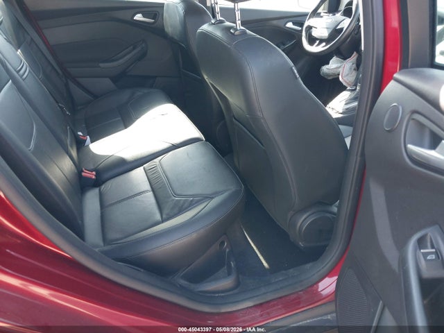 Ford Focus Titanium 2015 1FADP3N26FL312412 Image 8