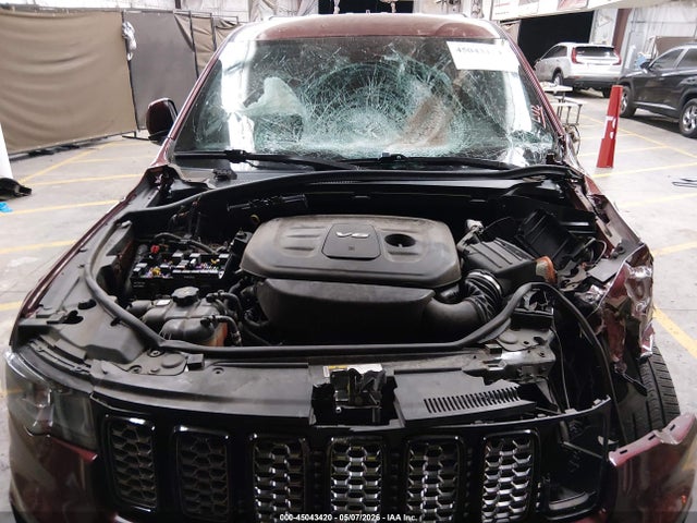 45043420 :رقم المزاد ، 1C4RJEAG4JC407882 vin ، 2018 Jeep Grand Cherokee Altitude 4x2 مزاد بيع