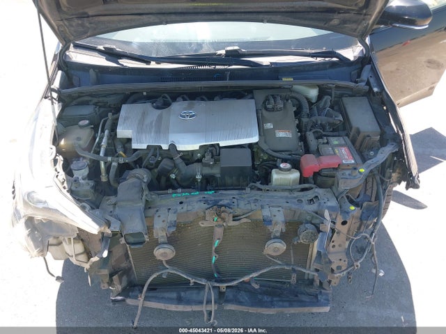 JTDKARFU6H3051761 Toyota Prius Three Touring