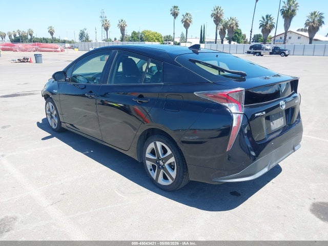 JTDKARFU6H3051761 Toyota Prius Three Touring