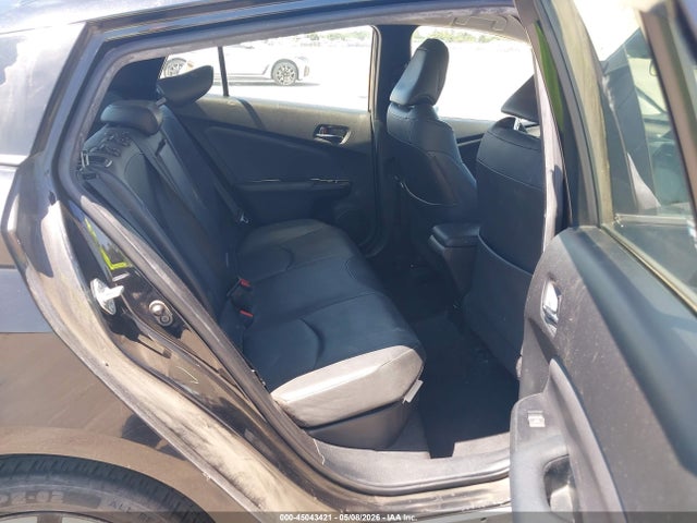 JTDKARFU6H3051761 Toyota Prius Three Touring