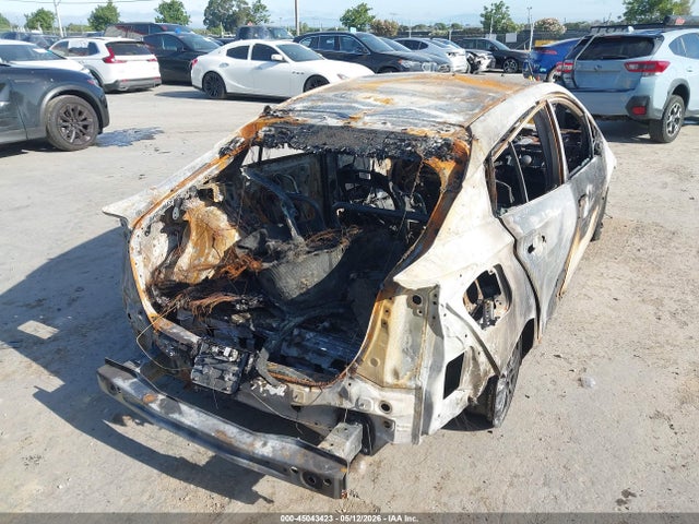 JTDKARFP8H3000739 Toyota Prius Prime Premium
