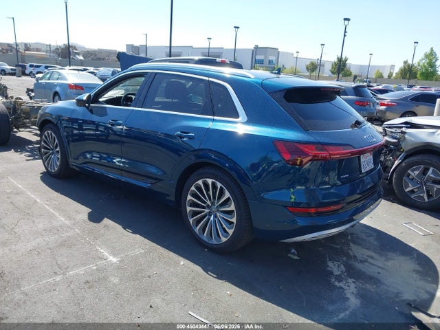 Audi E-tron Premium Plus 2019 WA1VABGE9KB024797 Image 3