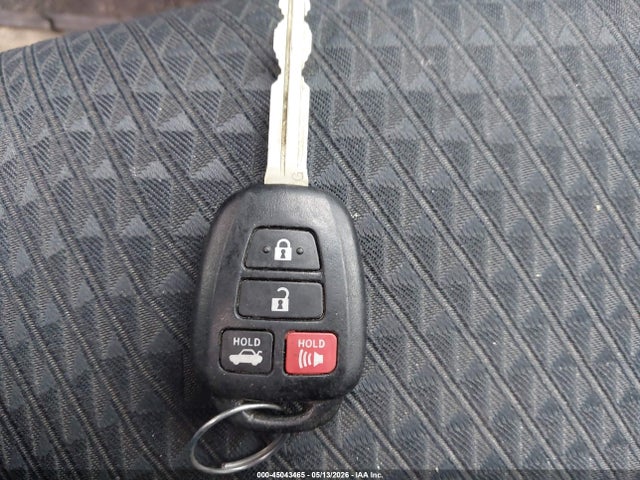 45043465 :رقم المزاد ، 4T1BF1FK1DU663335 vin ، 2013 Toyota Camry Se مزاد بيع