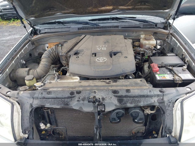 2004 Toyota 4runner Sr5 V6 მანქანა იყიდება აუქციონზე, vin: JTEZU14R248011515, აუქციონის ნომერი: 45043479