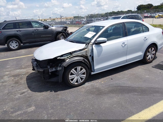 45043482 :رقم المزاد ، 3VW2B7AJ8HM369312 vin ، 2017 Volkswagen Jetta 1.4t S مزاد بيع