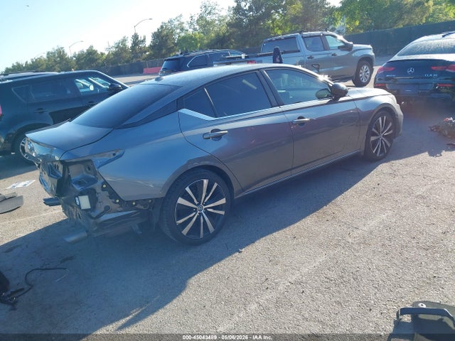 45043489 :رقم المزاد ، 1N4BL4CV9MN385944 vin ، 2021 Nissan Altima Sr Fwd مزاد بيع