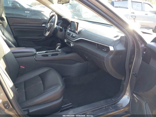 45043489 :رقم المزاد ، 1N4BL4CV9MN385944 vin ، 2021 Nissan Altima Sr Fwd مزاد بيع