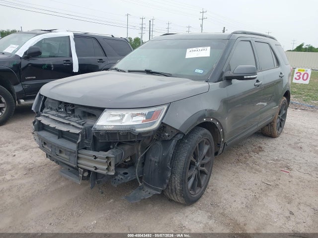 Ford EXPLORER XLT 2018 1FM5K7D86JGA68929 Image 2