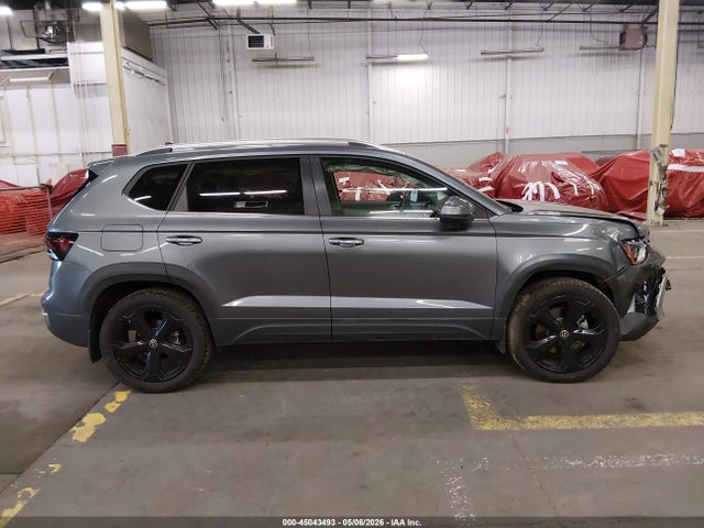 3VV4C7B27SM022093 Volkswagen Taos 1.5t Sel