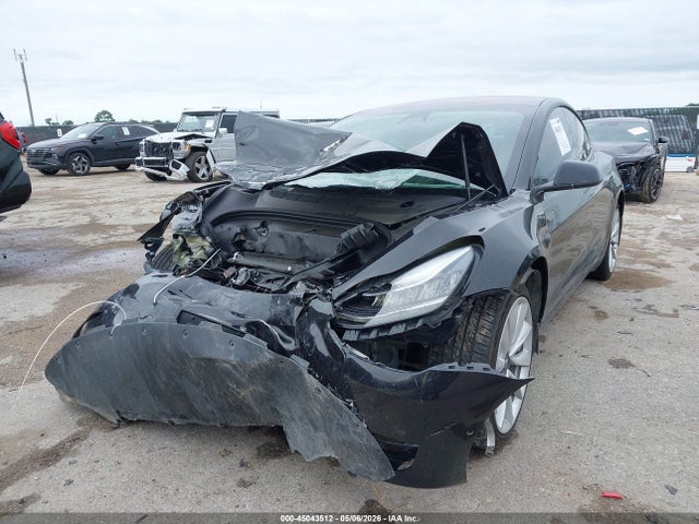 Tesla Model 3 Long Range/mid Range 2018 5YJ3E1EA7JF089610 Image 2
