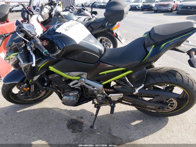 JKAZR2B14KA027370 Kawasaki ZR900
