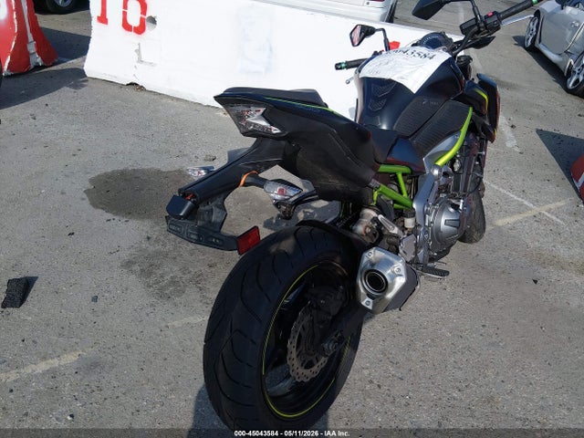 JKAZR2B14KA027370 Kawasaki ZR900