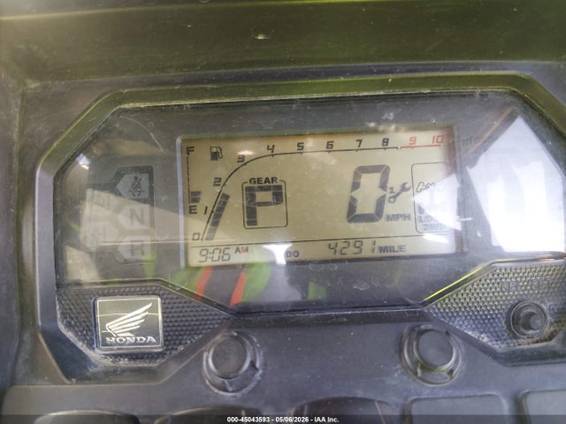 1HFVE06A1M4100264 Honda SXS1000 S4