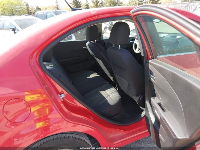 45043597 :رقم المزاد ، 1G1JC5SH5E4213515 vin ، 2014 Chevrolet Sonic Lt Auto مزاد بيع