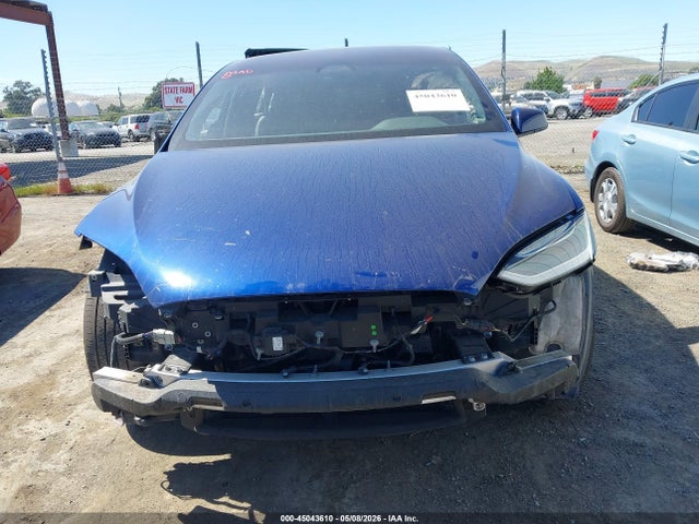 45043610 :رقم المزاد ، 7SAXCBE54NF349566 vin ، 2022 Tesla Model X Dual Motor All-wheel Drive مزاد بيع