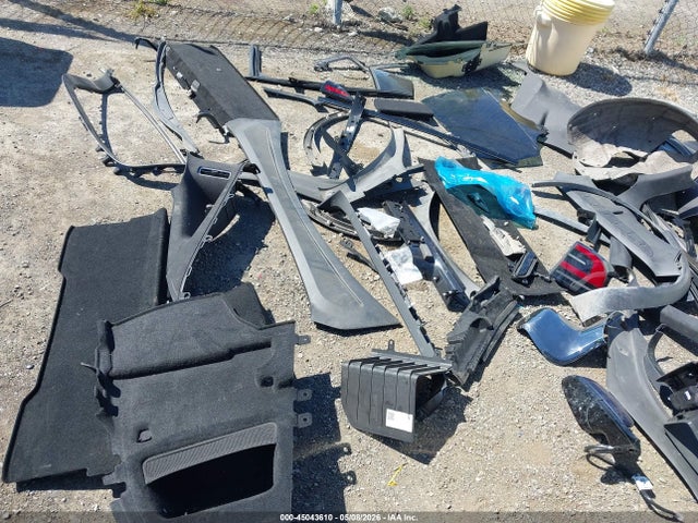 45043610 :رقم المزاد ، 7SAXCBE54NF349566 vin ، 2022 Tesla Model X Dual Motor All-wheel Drive مزاد بيع