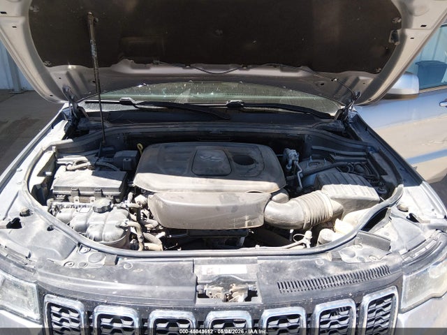 Продажа на аукционе авто 2017 Jeep Grand Cherokee Laredo 4x4, vin: 1C4RJFAGXHC857939, номер лота: 45043612