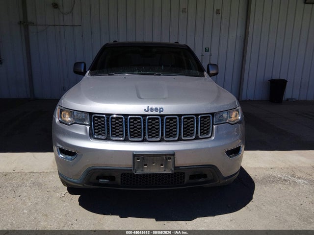 Продажа на аукционе авто 2017 Jeep Grand Cherokee Laredo 4x4, vin: 1C4RJFAGXHC857939, номер лота: 45043612