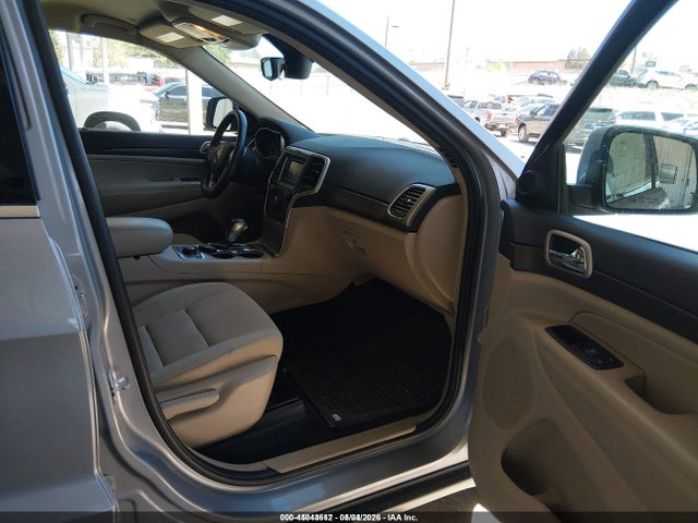 Продажа на аукционе авто 2017 Jeep Grand Cherokee Laredo 4x4, vin: 1C4RJFAGXHC857939, номер лота: 45043612