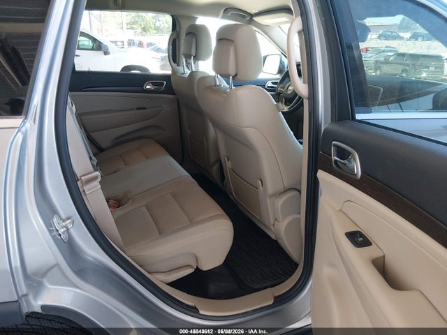 Продажа на аукционе авто 2017 Jeep Grand Cherokee Laredo 4x4, vin: 1C4RJFAGXHC857939, номер лота: 45043612