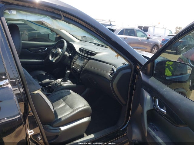 5N1AT2MV1HC861531 Nissan Rogue Sl