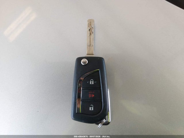 2T3F1RFV1RW444625 Toyota RAV4 LE