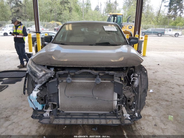 2T3F1RFV1RW444625 Toyota RAV4 LE