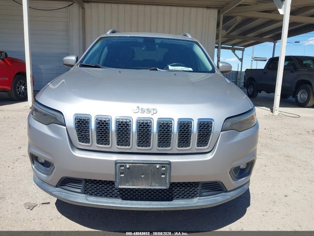 45043682 :رقم المزاد ، 1C4PJMLB7KD226922 vin ، 2019 Jeep Cherokee Latitude Plus 4x4 مزاد بيع