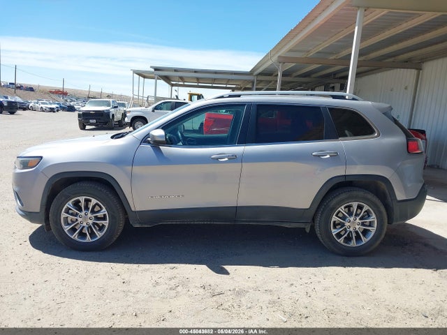 45043682 :رقم المزاد ، 1C4PJMLB7KD226922 vin ، 2019 Jeep Cherokee Latitude Plus 4x4 مزاد بيع