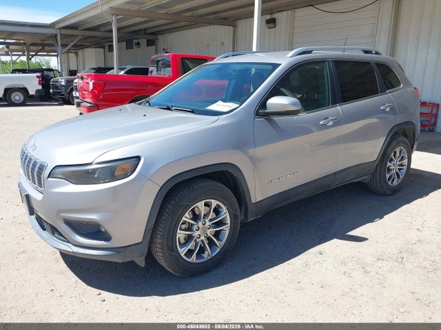45043682 :رقم المزاد ، 1C4PJMLB7KD226922 vin ، 2019 Jeep Cherokee Latitude Plus 4x4 مزاد بيع