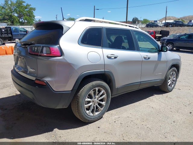 45043682 :رقم المزاد ، 1C4PJMLB7KD226922 vin ، 2019 Jeep Cherokee Latitude Plus 4x4 مزاد بيع