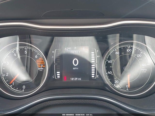 45043682 :رقم المزاد ، 1C4PJMLB7KD226922 vin ، 2019 Jeep Cherokee Latitude Plus 4x4 مزاد بيع