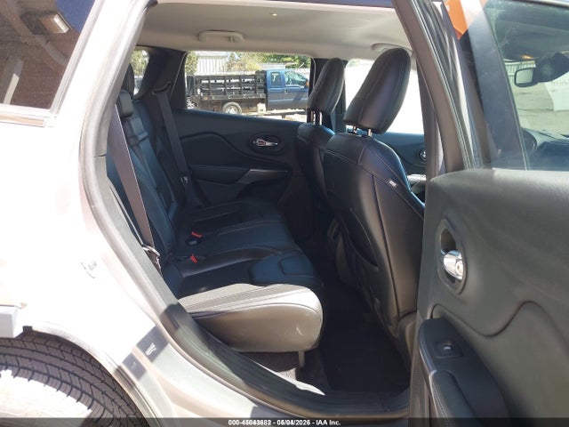 45043682 :رقم المزاد ، 1C4PJMLB7KD226922 vin ، 2019 Jeep Cherokee Latitude Plus 4x4 مزاد بيع