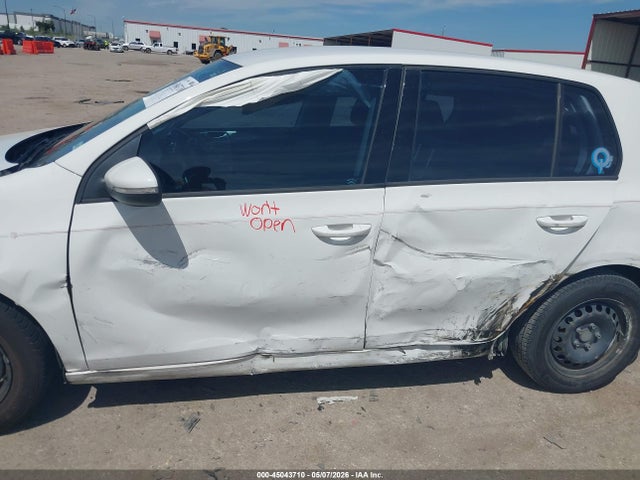 2013 Volkswagen Golf 2.5l 4-door მანქანა იყიდება აუქციონზე, vin: WVWDB7AJ5DW140298, აუქციონის ნომერი: 45043710