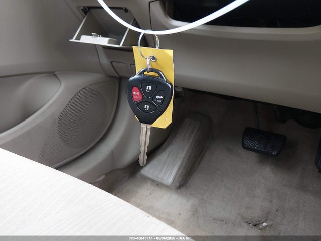 2011 Toyota Corolla Le მანქანა იყიდება აუქციონზე, vin: 2T1BU4EEXBC660631, აუქციონის ნომერი: 45043711