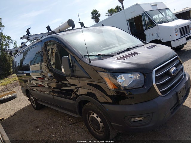 45043721 :رقم المزاد ، 1FTYE1Y83LKB08285 vin ، 2020 Ford Transit-150 مزاد بيع