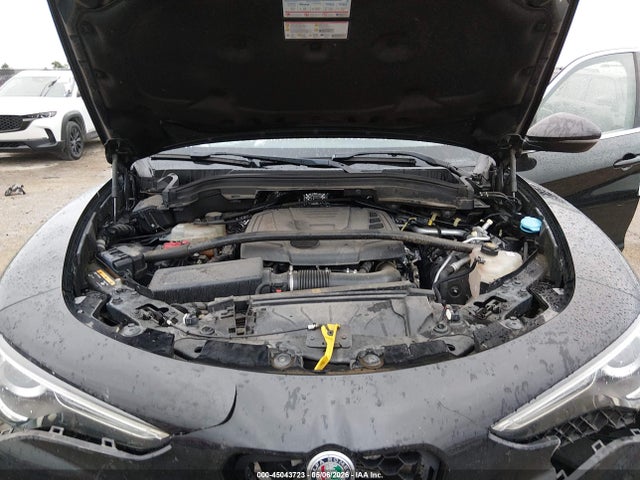 45043723 :رقم المزاد ، ZASPAKBN4L7C75602 vin ، 2020 Alfa Romeo Stelvio Ti Awd مزاد بيع