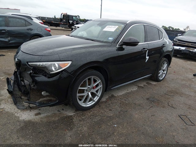 45043723 :رقم المزاد ، ZASPAKBN4L7C75602 vin ، 2020 Alfa Romeo Stelvio Ti Awd مزاد بيع