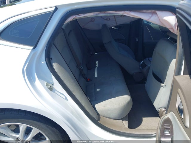 1G1ZD5ST6JF197912 Chevrolet MALIBU LT