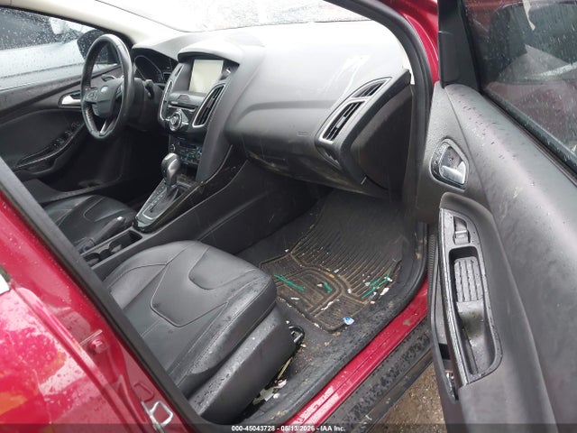 Ford Focus Titanium 2015 1FADP3J20FL325131 Image 5