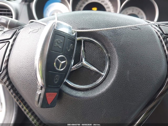 45043760 :رقم المزاد ، WDDGJ4HB0CF740356 vin ، 2012 Mercedes-benz C 250 مزاد بيع