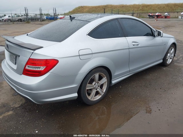 45043760 :رقم المزاد ، WDDGJ4HB0CF740356 vin ، 2012 Mercedes-benz C 250 مزاد بيع
