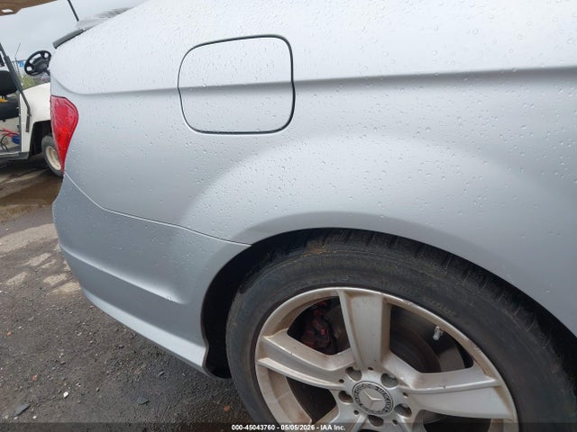 45043760 :رقم المزاد ، WDDGJ4HB0CF740356 vin ، 2012 Mercedes-benz C 250 مزاد بيع