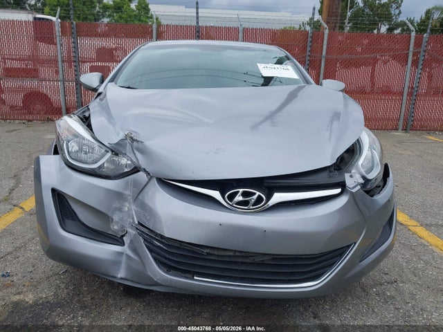 Продажа на аукционе авто 2016 Hyundai Elantra Se, vin: 5NPDH4AE8GH735415, номер лота: 45043768