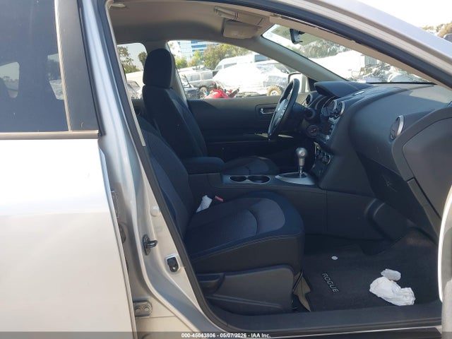 45043806 :رقم المزاد ، JN8AS5MT4BW163657 vin ، 2011 Nissan Rogue Sv مزاد بيع