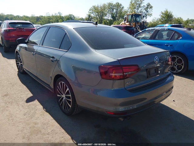 45043807 :رقم المزاد ، 3VWD17AJ2HM405653 vin ، 2017 Volkswagen Jetta 1.8t Sport مزاد بيع
