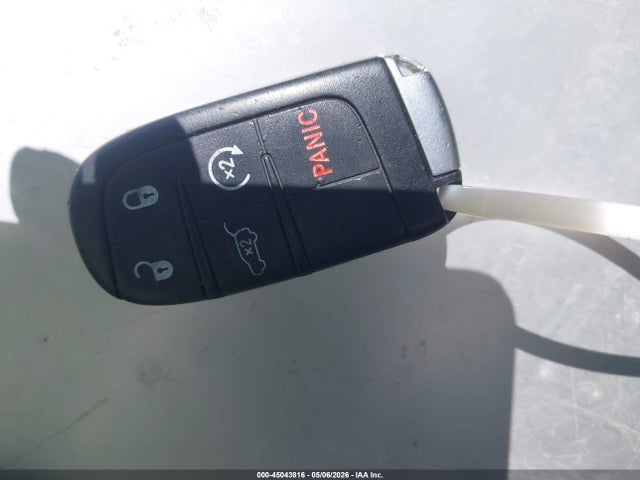 Продаж на аукціоні авто 2015 Jeep Grand Cherokee Limited, vin: 1C4RJEBG7FC217824, номер лоту: 45043816