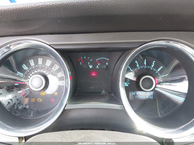 2013 Ford Mustang V6 მანქანა იყიდება აუქციონზე, vin: 1ZVBP8AM7D5226708, აუქციონის ნომერი: 45043818